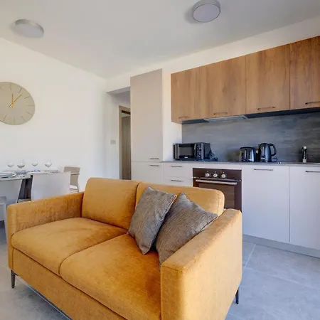 Elegant 2 Bedroom Apartment, Valley Views Karp1-7 아파트 *