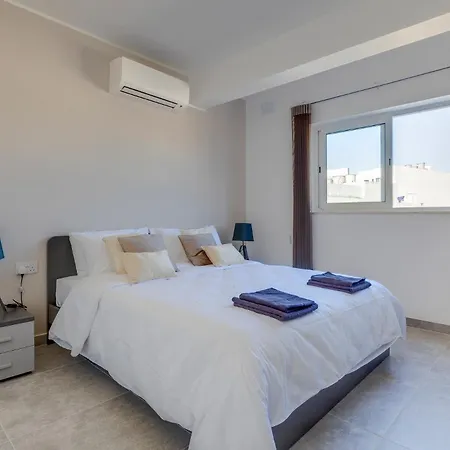 Elegant 2 Bedroom Apartment, Valley Views Karp1-7 아파트 San Ġwann